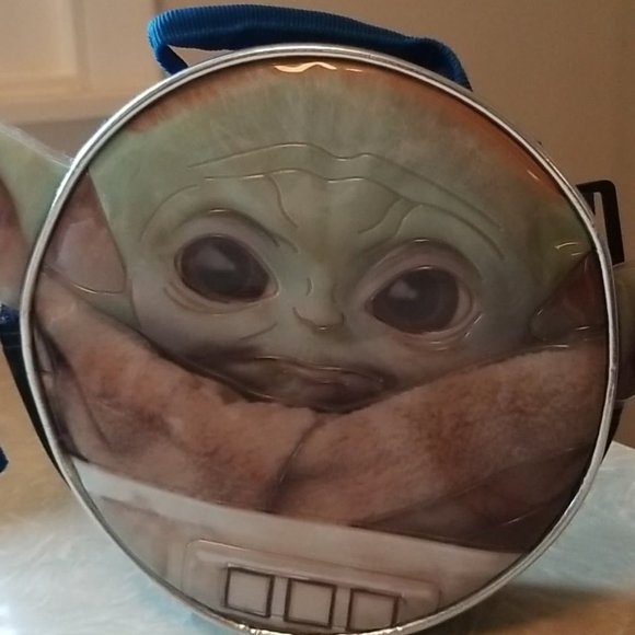 Star Wars Baby Yoda Kid's Circle Zipper Lunch Pail by Lucas Films - Picture 2 of 4